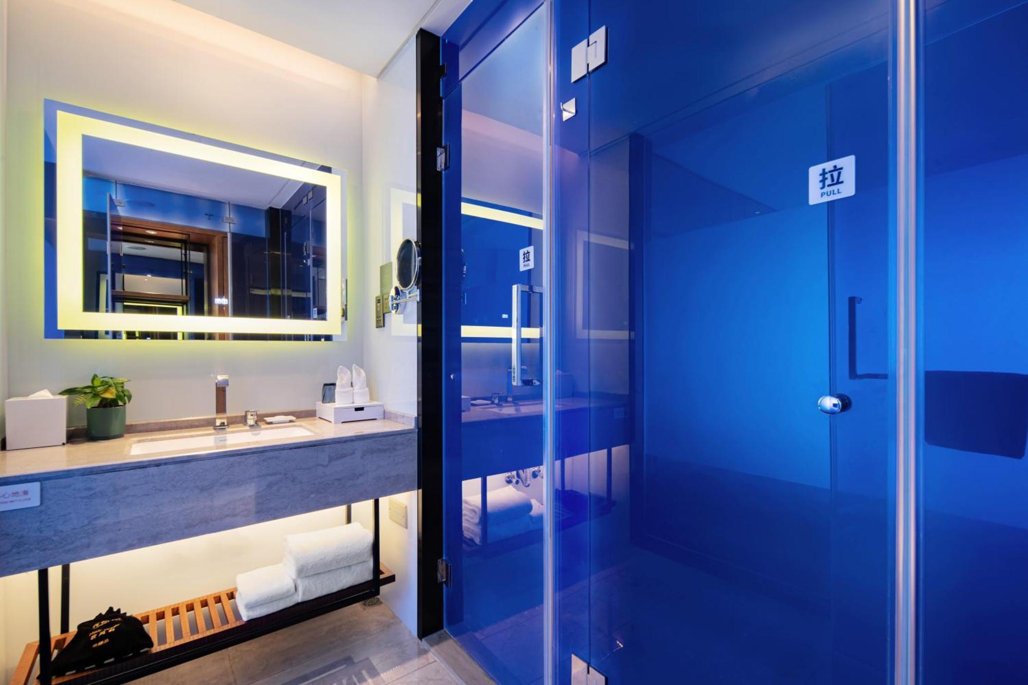 Hisilk Artwork Center Fliport Coso Hotel Xiamen Extérieur photo